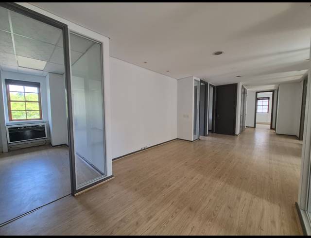 253M² OFFICE TO LET IN SANDTON CENTRAL